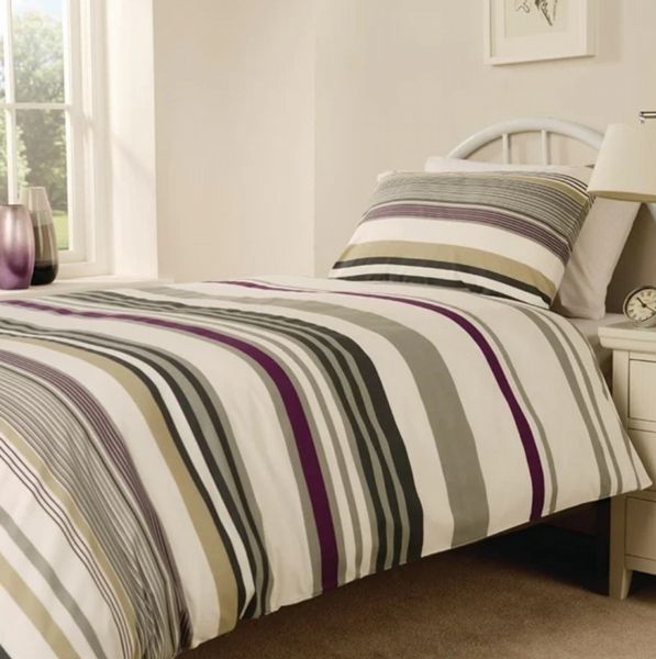 Mitre Essentials Madison Bedding Set Magenta Single